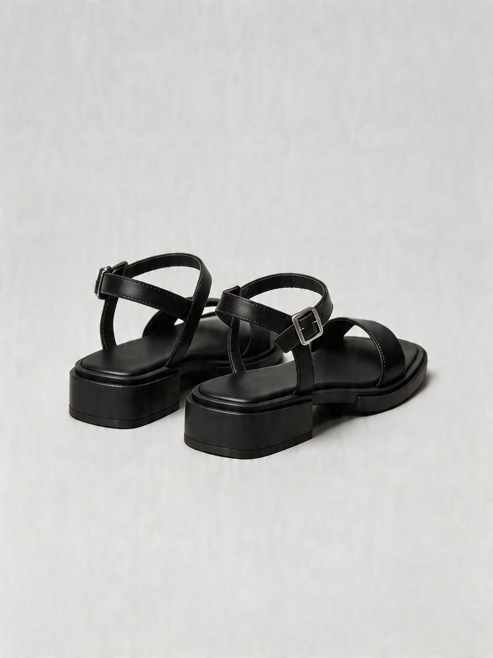 BELVARNÈLeather Block Heel Sandal 2 Colors