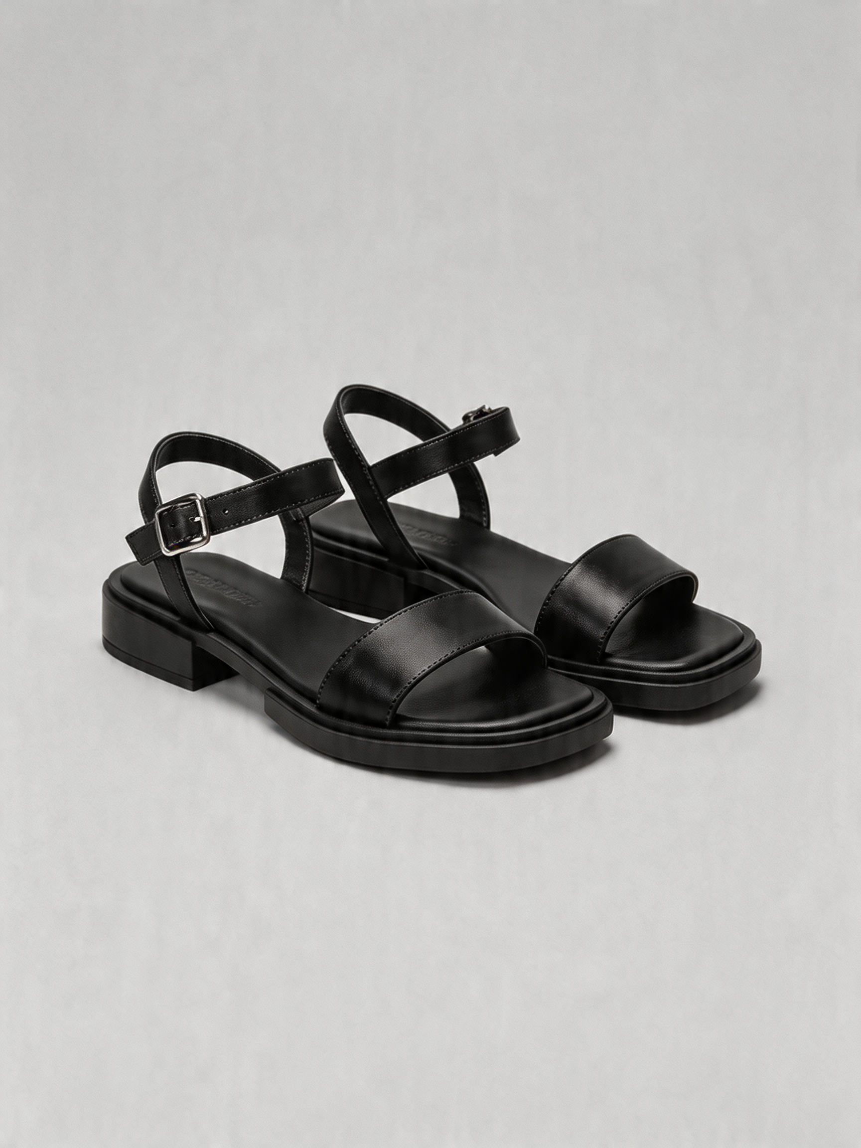 BELVARNÈLeather Block Heel Sandal 2 Colors