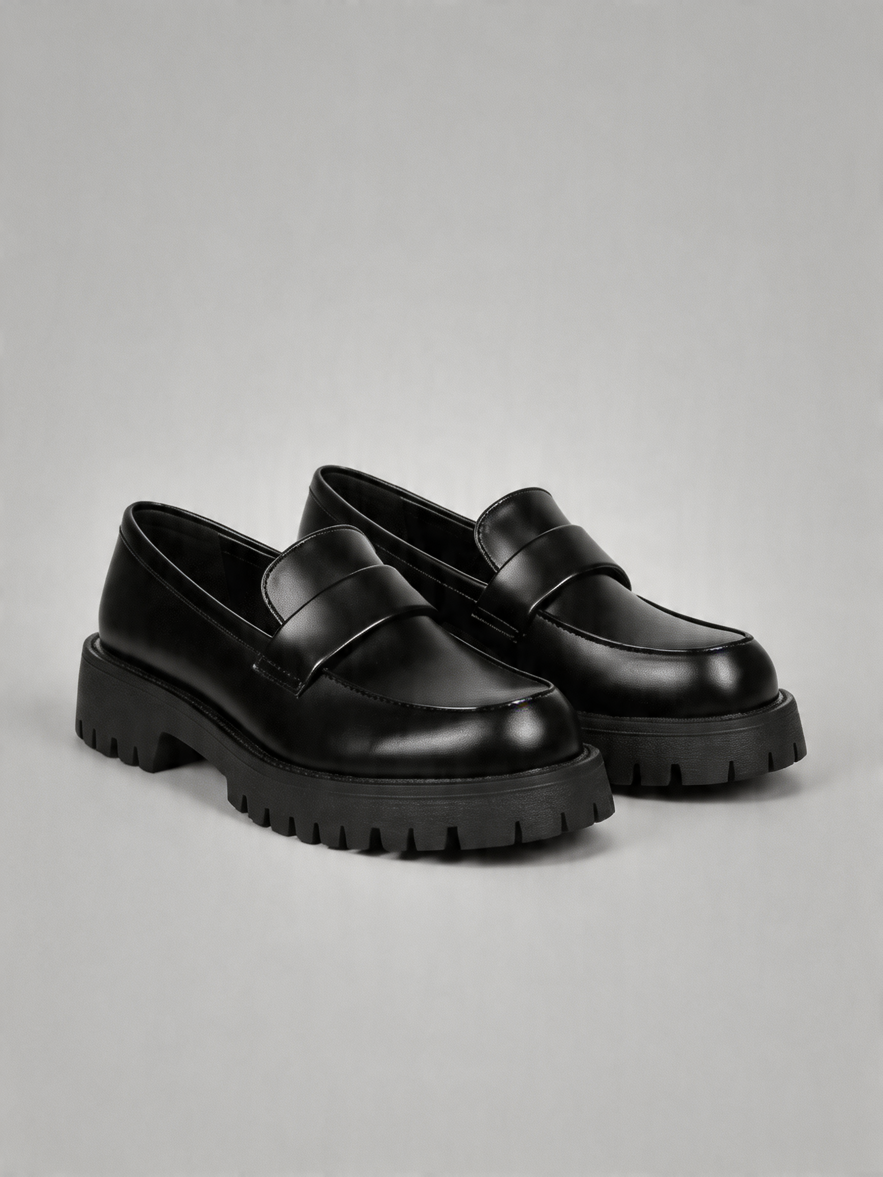 BELVARNÈLeather Platform Loafer Black