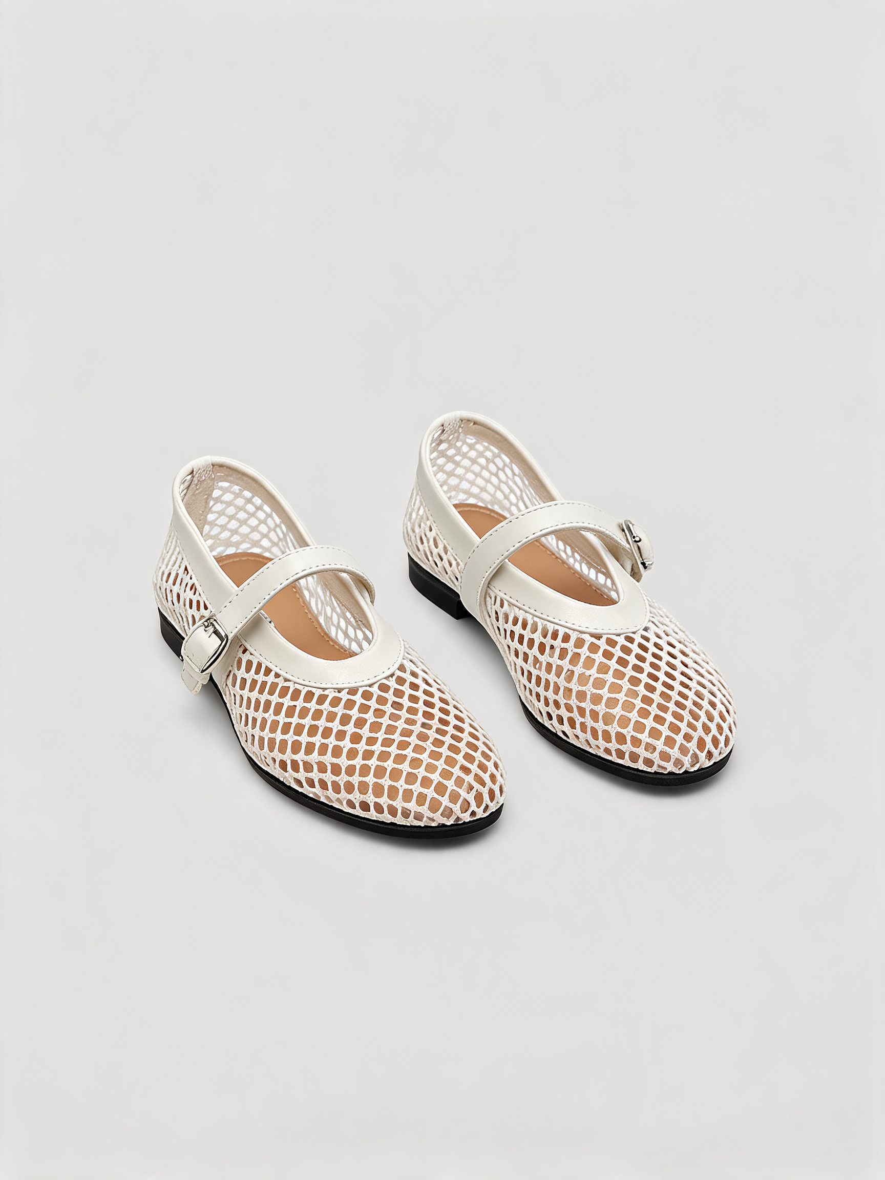 Ivory mesh Mary Jane flats with leather strap and rounded toe Belvarnè Maille